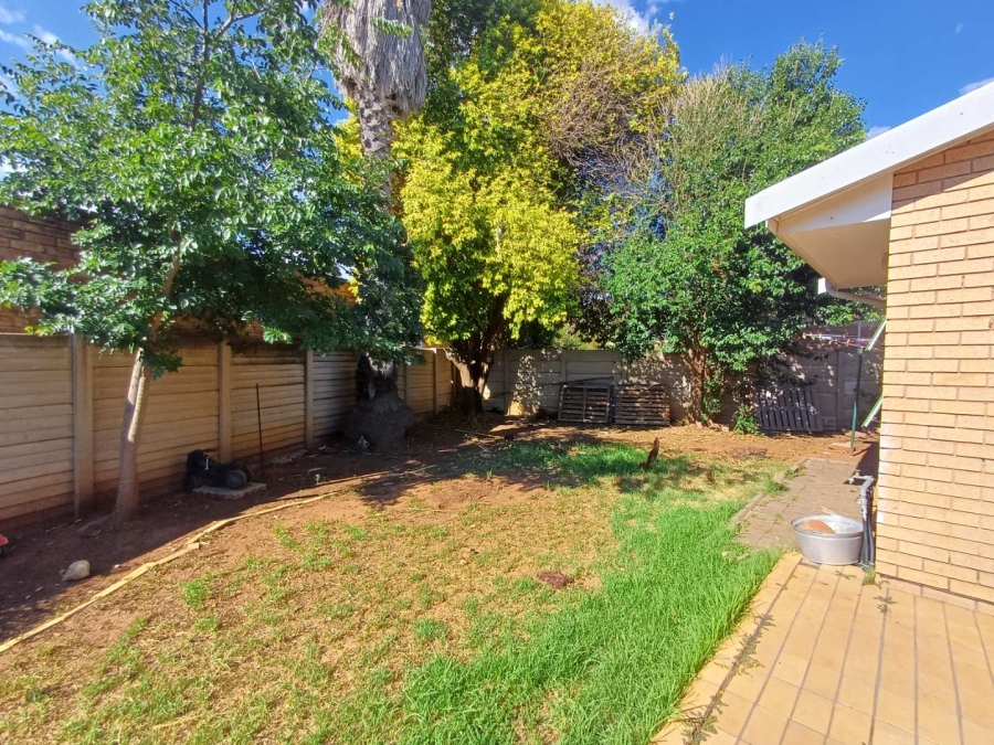 3 Bedroom Property for Sale in Uitsig Free State